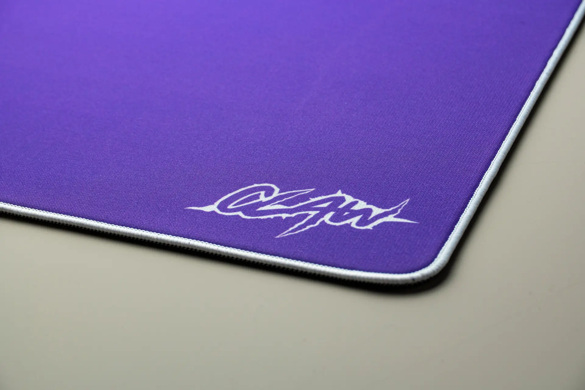 Claw Corvus Gaming Mousepad
