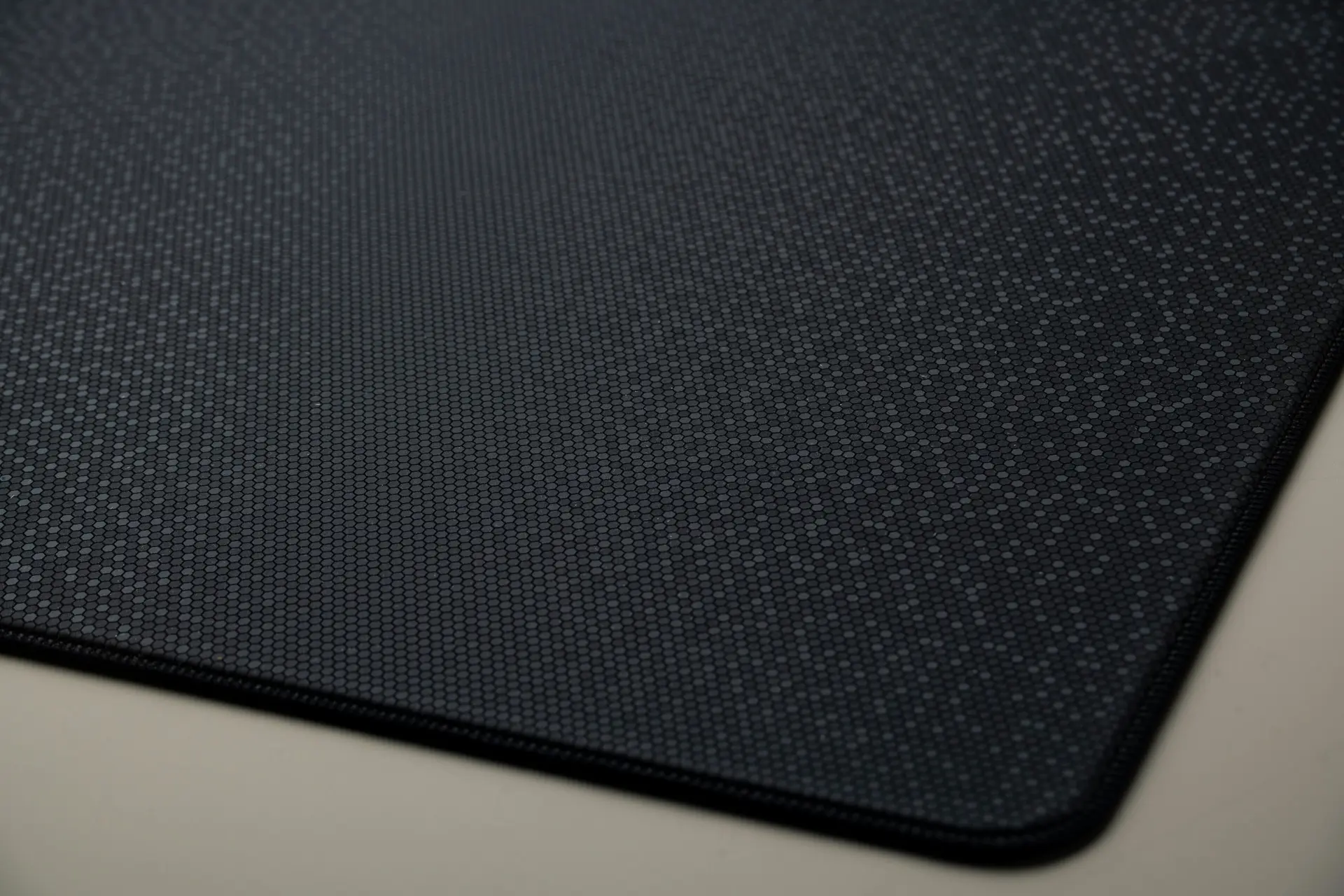 Claw Aquila Gaming Mousepad